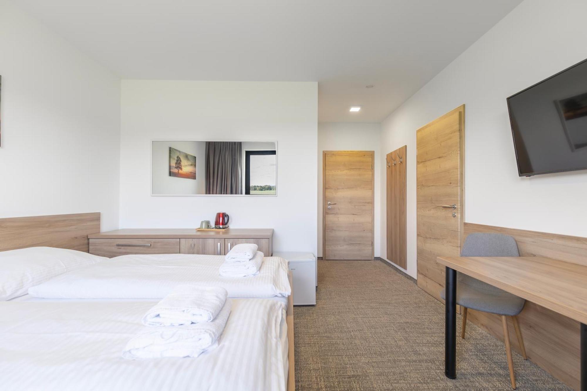 Sport Hotel Becva Valašské Meziříčí Zewnętrze zdjęcie